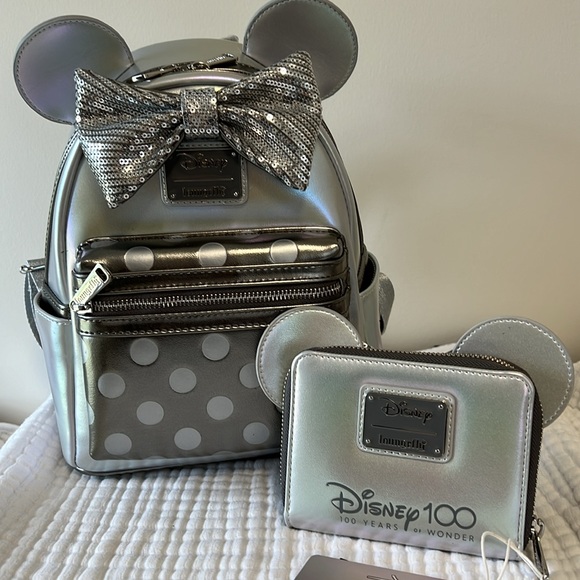 NEW Loungefly Disney 100 Minnie Mouse Platinum mini backpack and wallet set - Picture 6 of 16